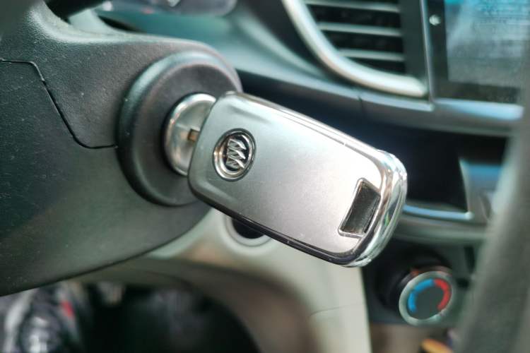 Used Buick GT 2015 15N Automatic Elite Version Vehicle Key
