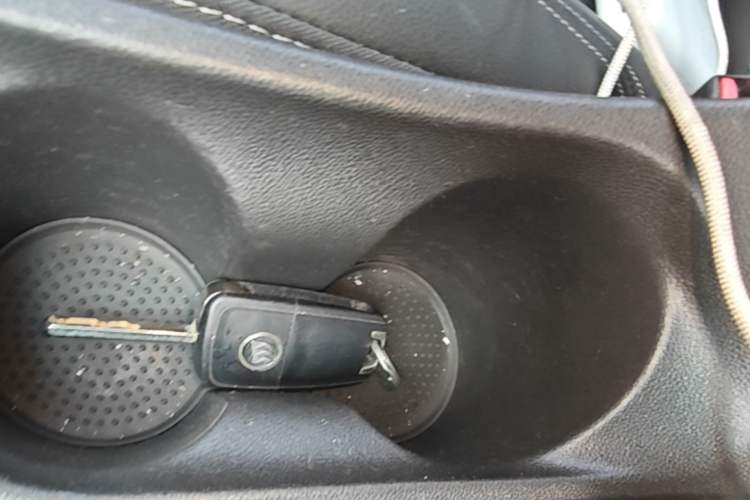 Used Buick GT 2015 15N Automatic Deluxe Edition Vehicle Key