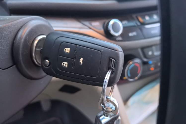Used Buick GT 2015 15N Automatic Elite Version Vehicle Key