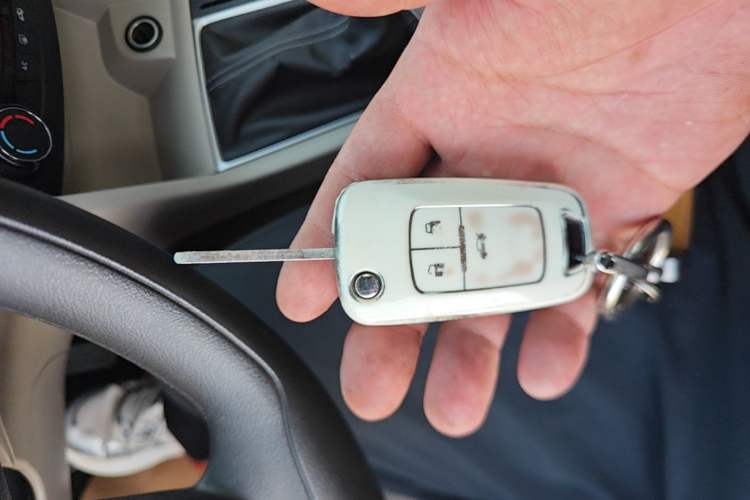 Used Buick GT 2015 15N Manual Elite Edition Vehicle Key