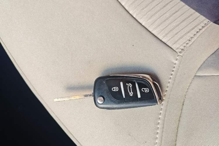 Used Buick GT 2015 15N Automatic Elite Version Vehicle Key