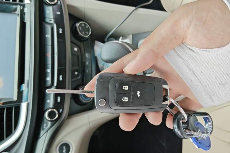 Used Buick GT 2015 15N Automatic Elite Version Vehicle Key