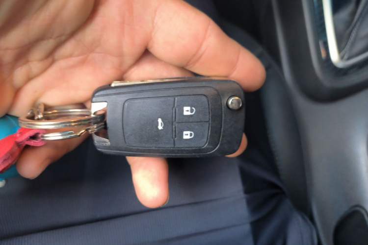 Used Buick GT 2015 15N Automatic Deluxe Edition Vehicle Key