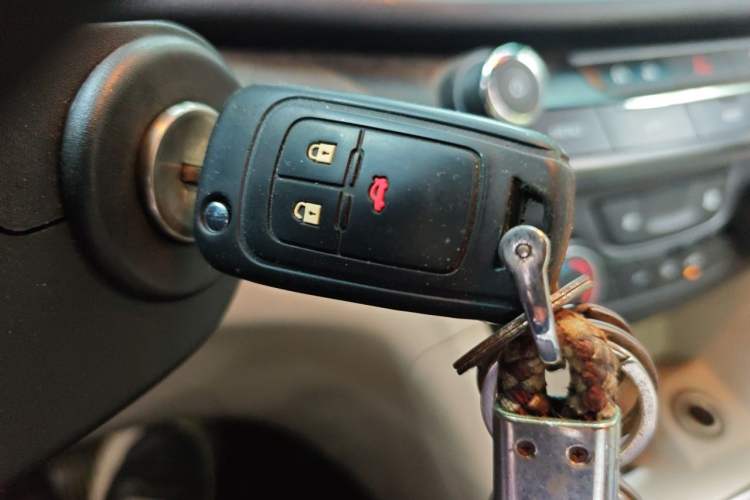 Used Buick GT 2015 15N Manual Elite Edition Vehicle Key