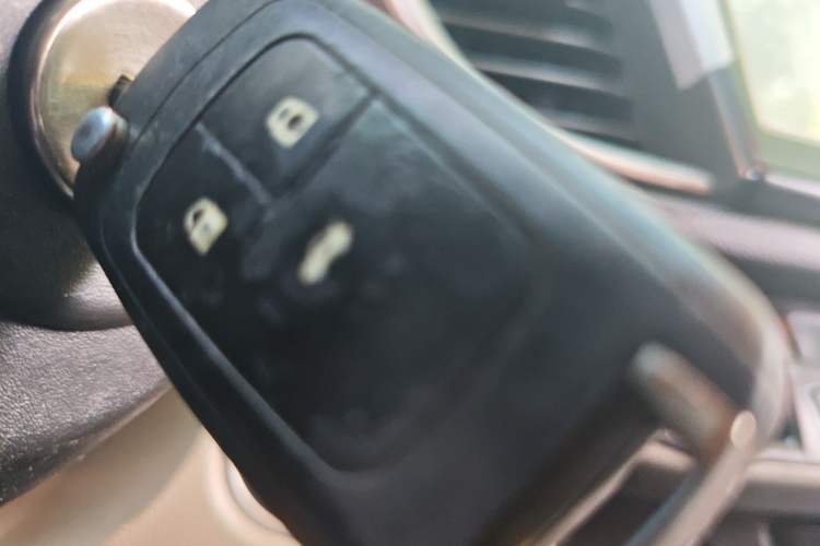 Used Buick GT 2015 15N Manual Elite Edition Vehicle Key