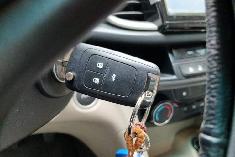 Used Buick GT 2015 15N Manual Elite Edition Vehicle Key