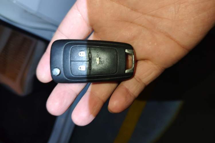 Used Buick GT 2015 15N Automatic Elite Version Vehicle Key