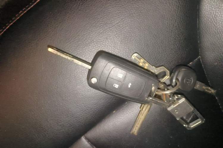 Used Buick GT 2015 15N Automatic Elite Version Vehicle Key