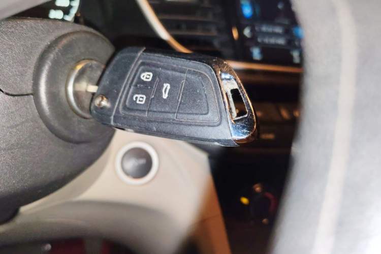 Used Buick GT 2015 15N Automatic Entry-Level Trim Vehicle Key