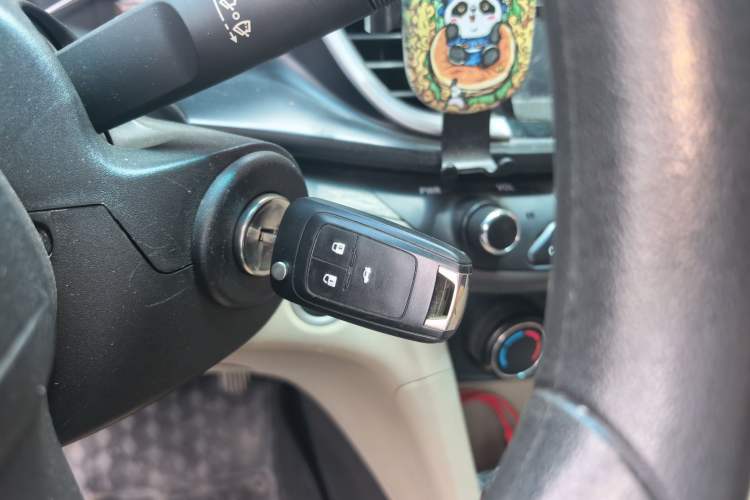 Used Buick GT 2015 15N Manual Elite Edition Vehicle Key