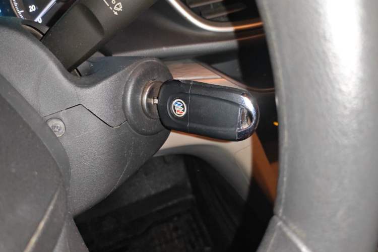 Used Buick GT 2015 15N Manual Elite Edition Vehicle Key