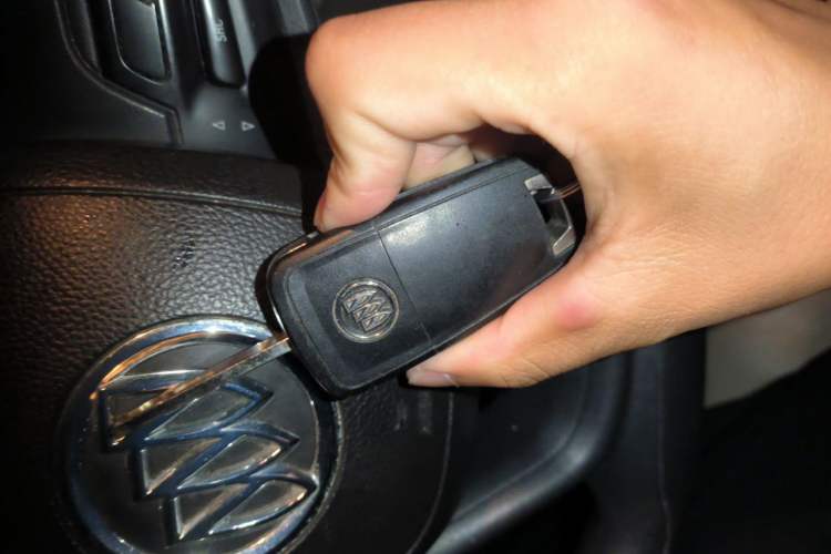 Used Buick GT 2015 15N Automatic Elite Version Vehicle Key