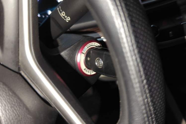 Used Buick GT 2015 15N Manual Luxury Version Vehicle Key