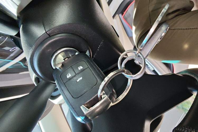 Used Buick GT 2015 15N Automatic Elite Version Vehicle Key