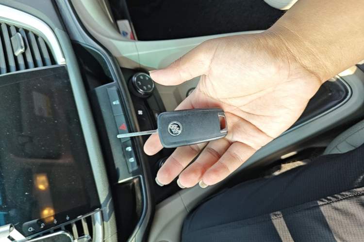 Used Buick GT 2015 15N Manual Elite Edition Vehicle Key
