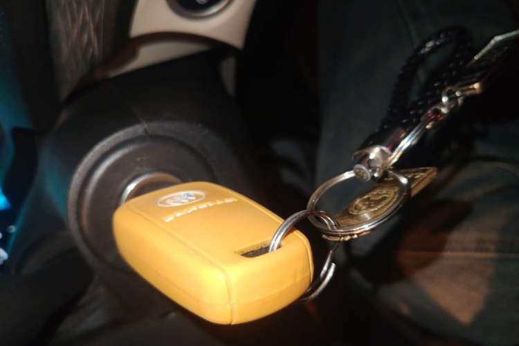 Used Buick GT 2015 15N Automatic Entry-Level Trim Vehicle Key