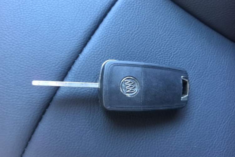 Used Buick GT 2015 15N Automatic Entry-Level Trim Vehicle Key