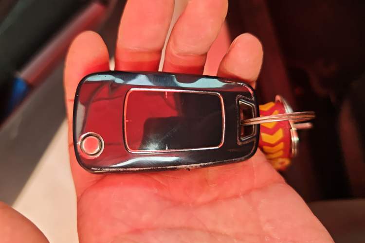 Used Buick GT 2015 15N Automatic Deluxe Edition Vehicle Key