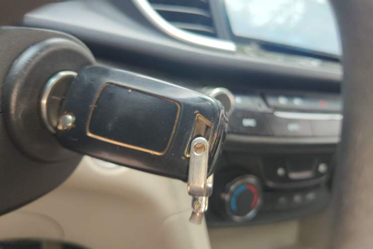 Used Buick GT 2015 15N Automatic Elite Version Vehicle Key
