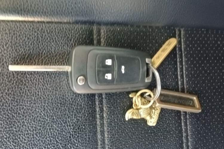 Used Buick GT 2015 15N Manual Luxury Version Vehicle Key