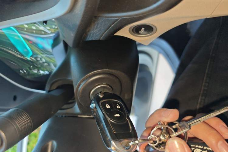 Used Buick GT 2015 15N Automatic Entry-Level Trim Vehicle Key