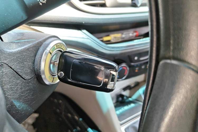 Used Buick GT 2015 15N Manual Elite Edition Vehicle Key