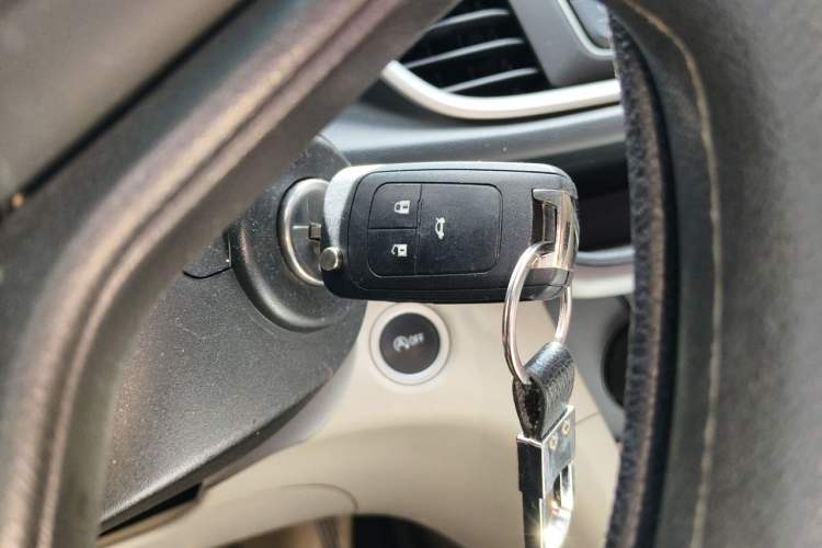 Used Buick GT 2015 15N Automatic Entry-Level Trim Vehicle Key