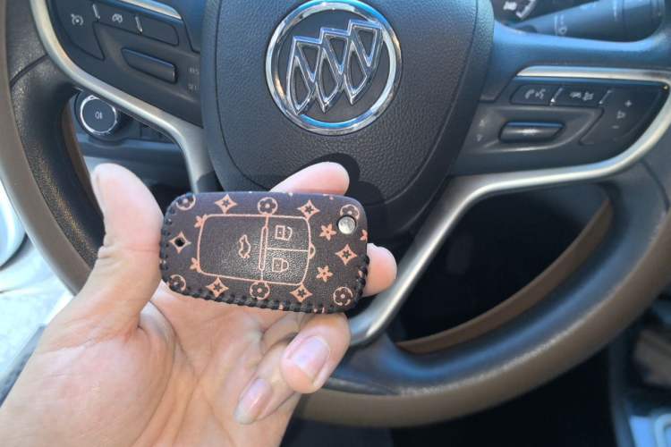 Used Buick GT 2015 18T Dual-Clutch Luxury Model Vehicle Key