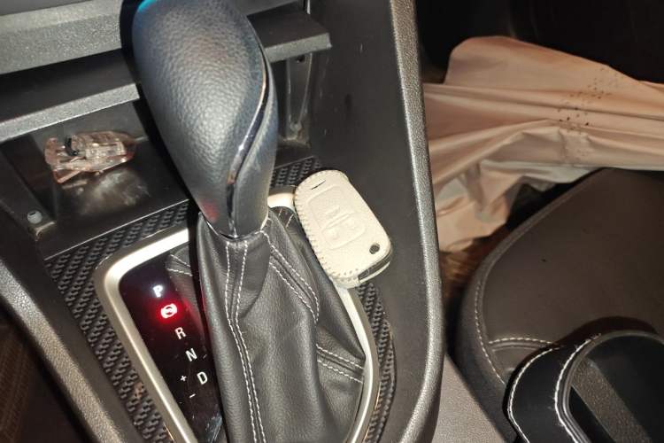 Used Buick GT 2015 15N Automatic Deluxe Edition Vehicle Key