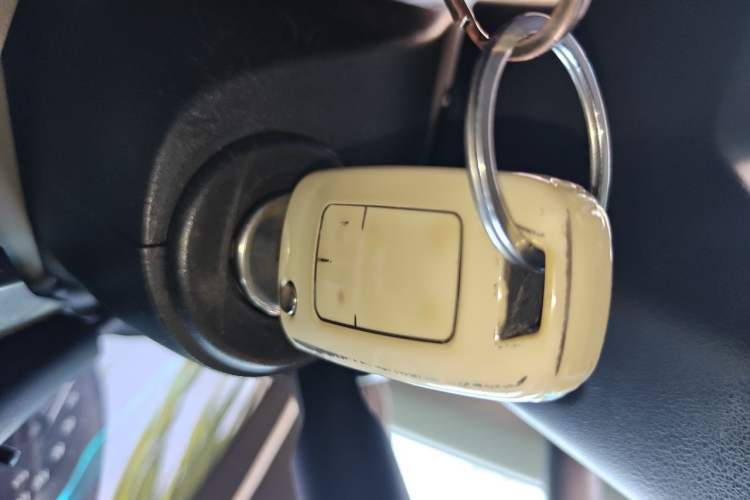Used Buick GT 2015 15N Automatic Entry-Level Trim Vehicle Key