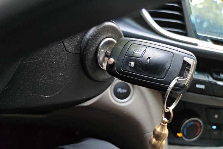 Used Buick GT 2015 15N Manual Elite Edition Vehicle Key