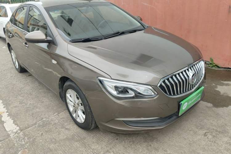 Used Buick GT 2015 15N Automatic Entry-Level Trim Front Right 45 Deg