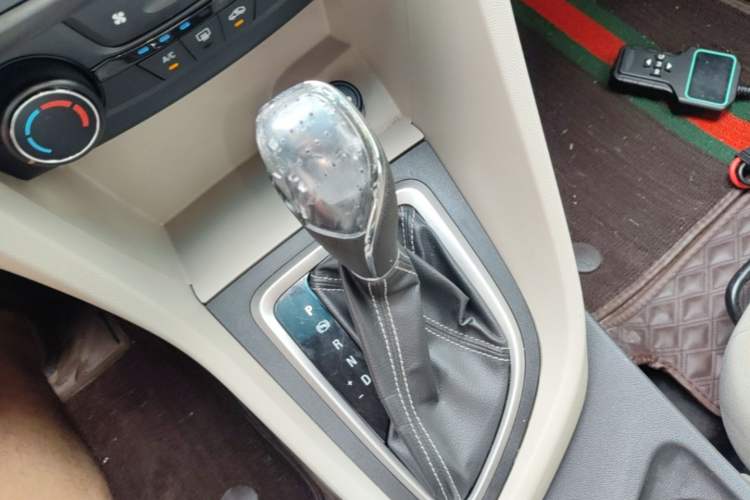 Used Buick GT 2015 15N Automatic Entry-Level Trim Gear Lever
