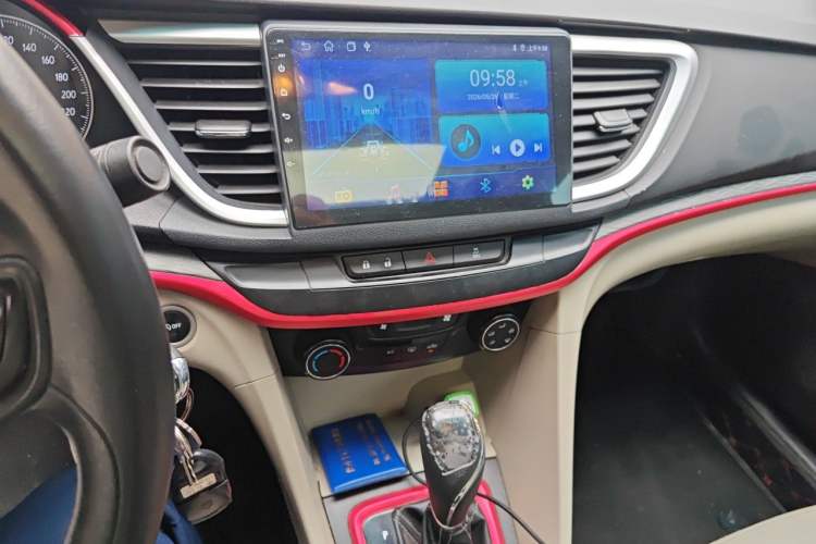 Used Buick GT 2016 15N Automatic Elite Edition Audio And AC Panel