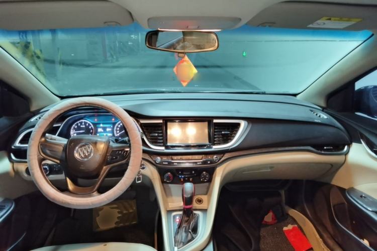 Used Buick GT 2016 15N Automatic Elite Edition Center Console