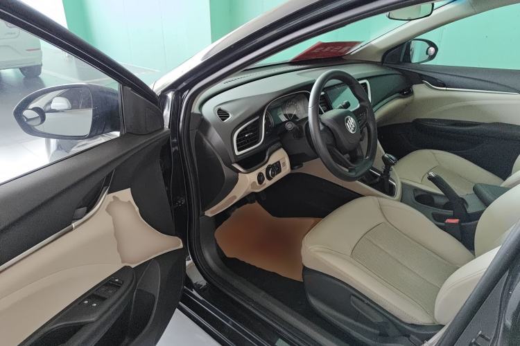 Used Buick GT 2016 15N Manual Elite Edition Driver Seat