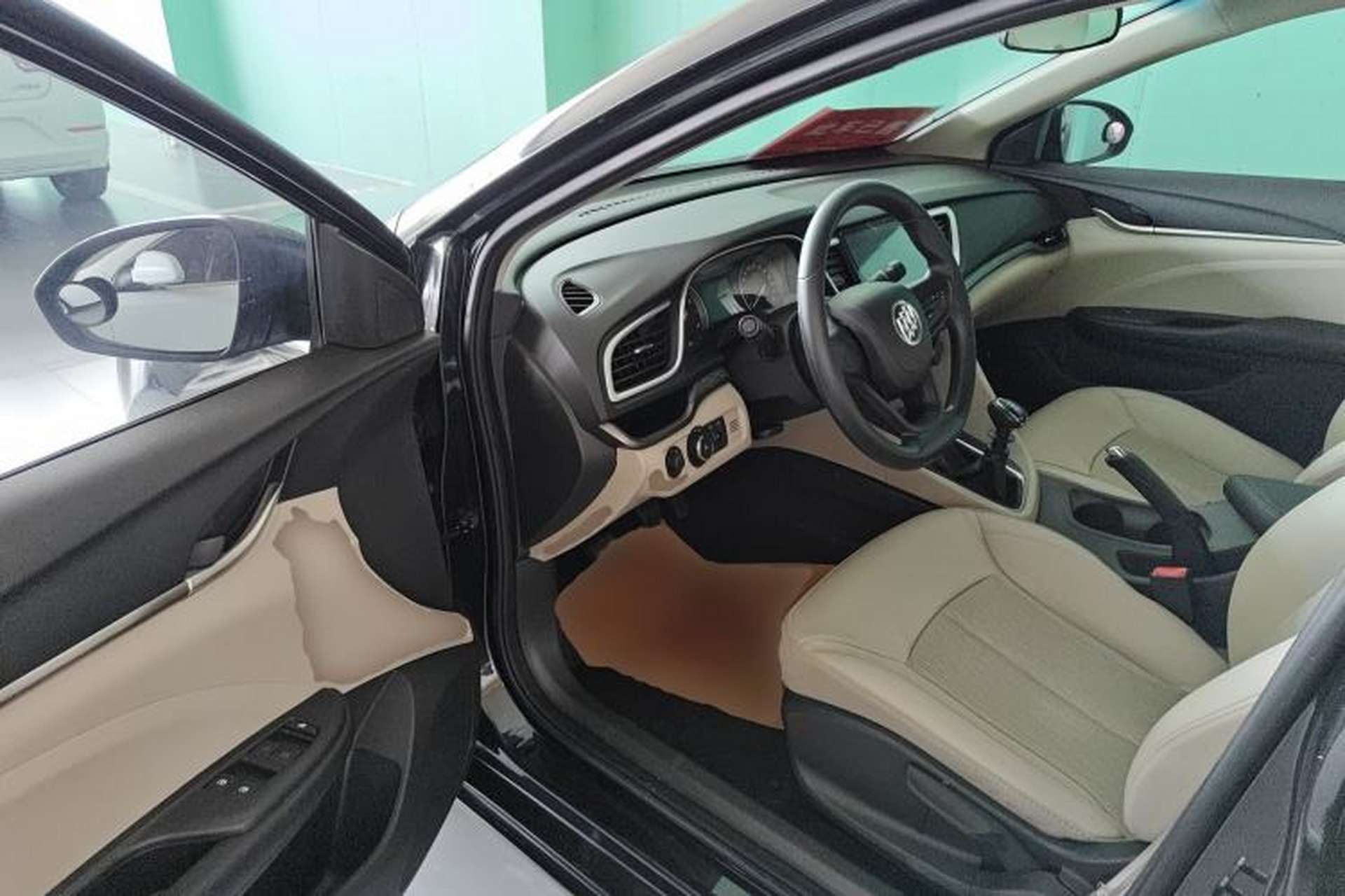 Used Buick GT 2016 15N Manual Elite Edition Driver Seat