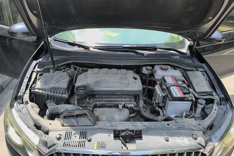 Used Buick GT 2016 15N Automatic Entry-Level Trim Engine Bay