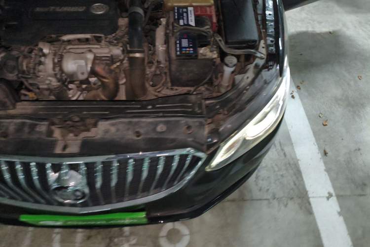 Used Buick GT 2016 18T Dual-Clutch Luxury Model Engine Bay Left