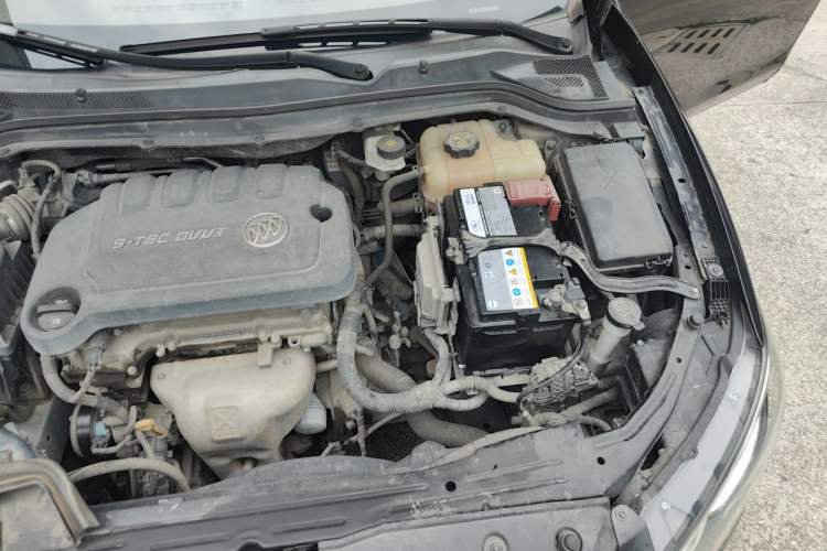Used Buick GT 2016 15N Manual Entry-Level Trim Engine Bay Left