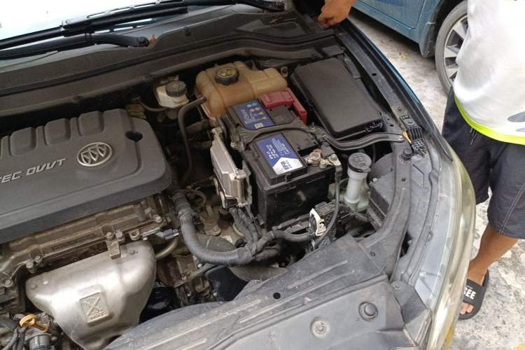 Used Buick GT 2016 15N Automatic Elite Edition Engine Bay Left