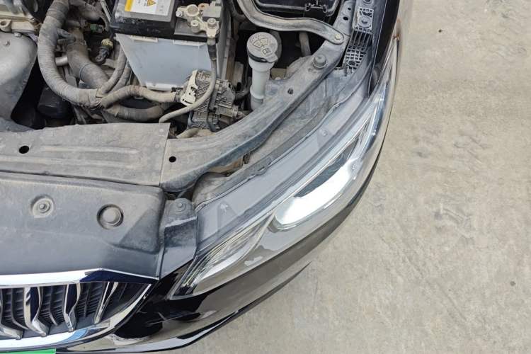 Used Buick GT 2016 15N Automatic Elite Edition Engine Bay Left