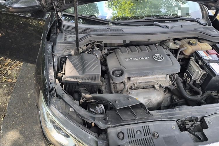 Used Buick GT 2016 15N Automatic Elite Edition Engine Bay Right