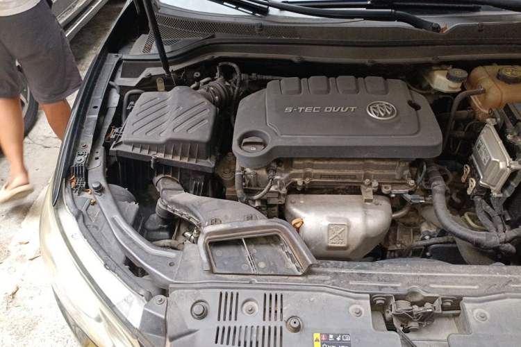 Used Buick GT 2016 15N Automatic Elite Edition Engine Bay Right