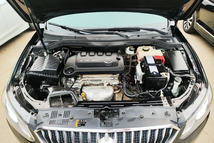 Used Buick GT 2016 15N Manual Elite Edition Engine Bay