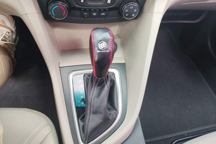 Used Buick GT 2016 15N Automatic Elite Edition Gear Lever
