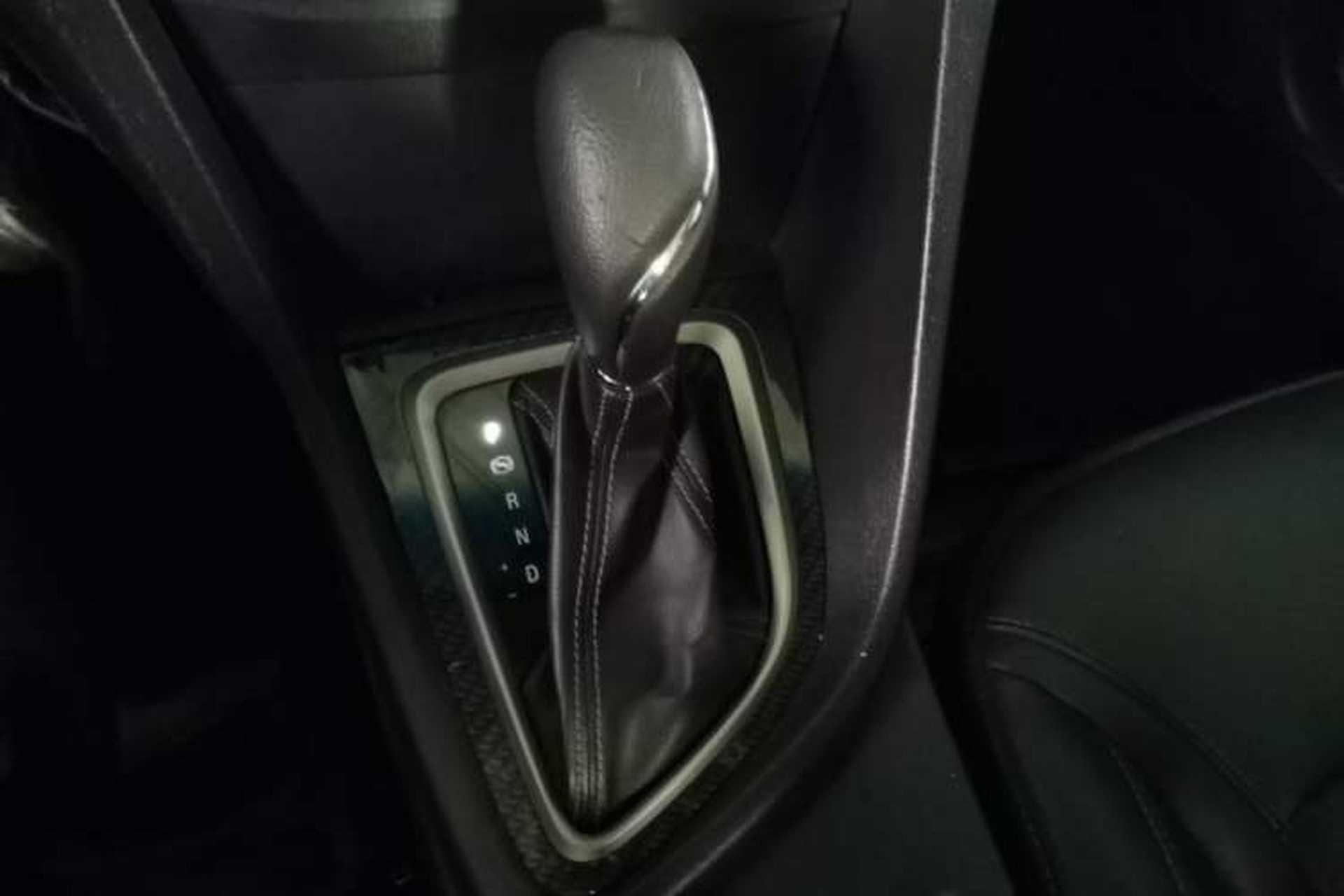 Used Buick GT 2016 15N Automatic Luxury Edition Gear Lever
