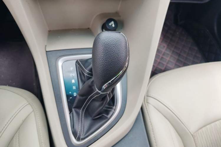 Used Buick GT 2016 15N Automatic Elite Edition Gear Lever