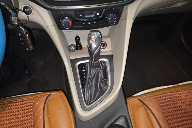 Used Buick GT 2016 15N Automatic Elite Edition Gear Lever