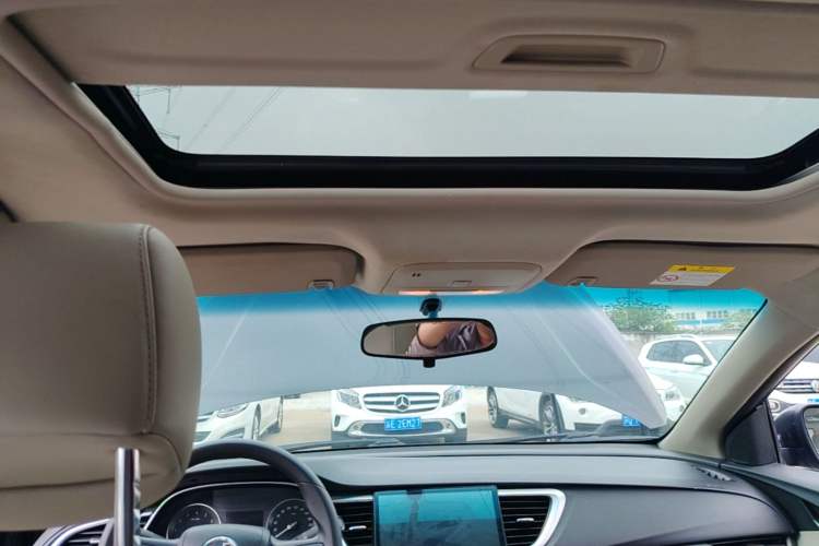 Used Buick GT 2016 15N Automatic Elite Edition Headliner